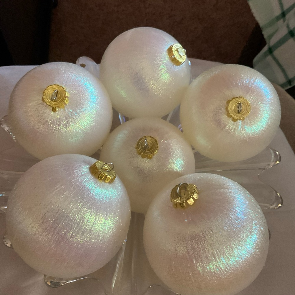 Set of 6 vintage Opalescent Irridescent thread Christmas bulbs - Dillards - EUC